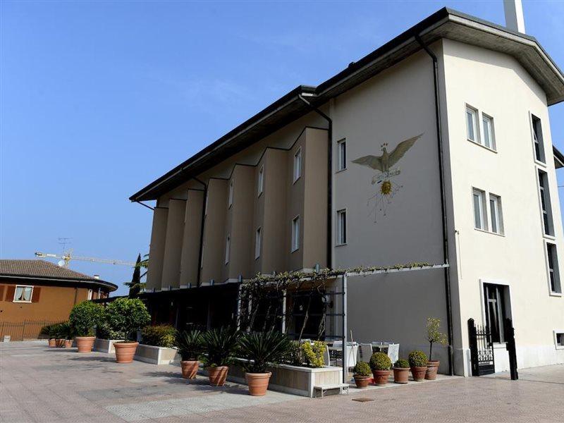 Hotel San Benedetto Peschiera del Garda Dış mekan fotoğraf