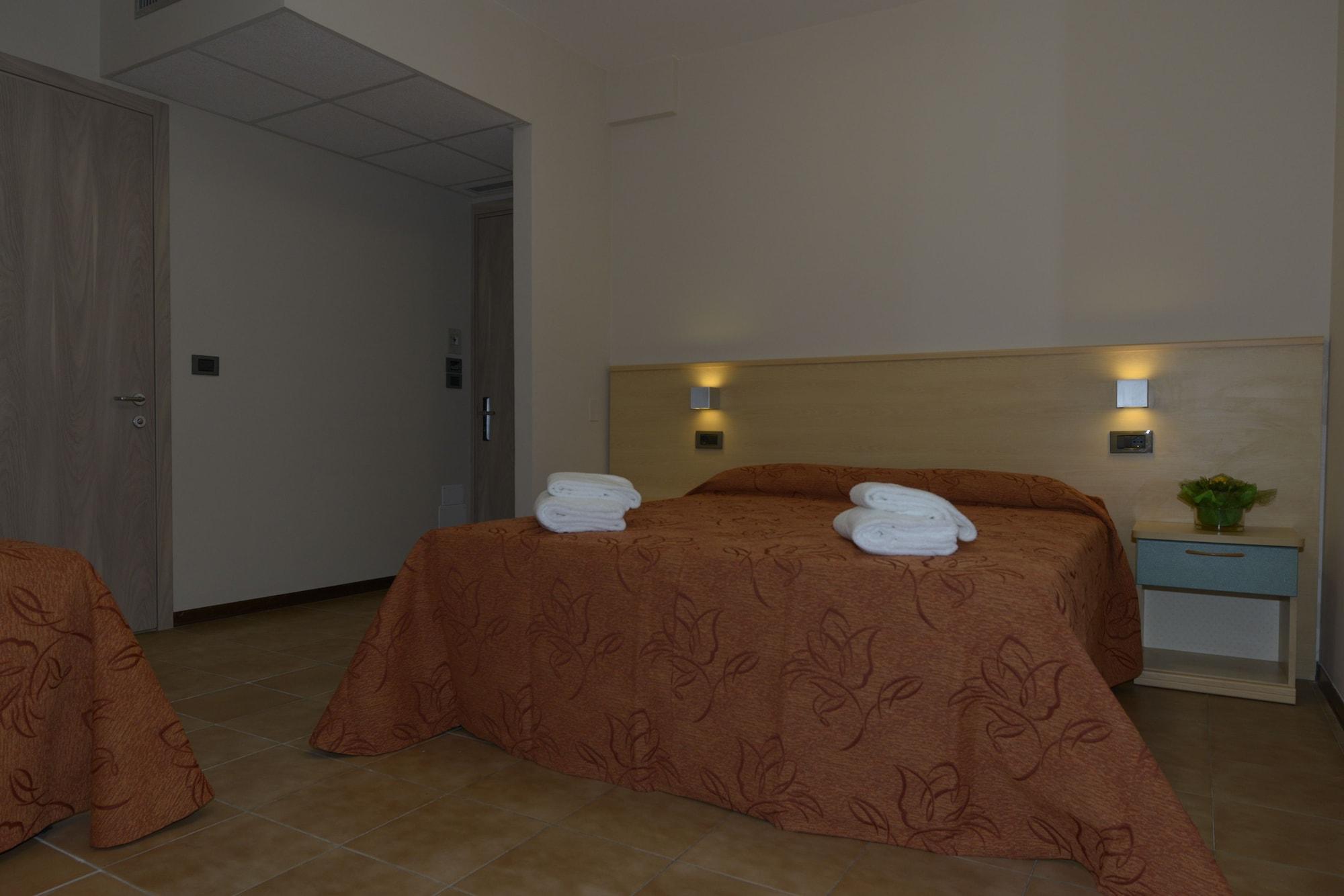Hotel San Benedetto Peschiera del Garda Dış mekan fotoğraf