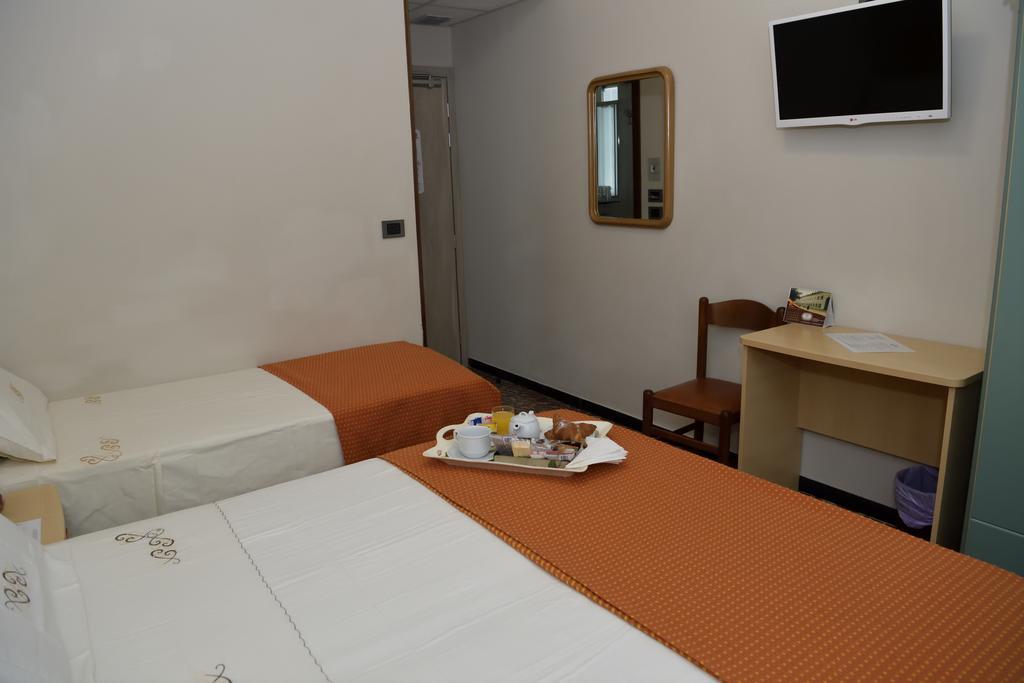 Hotel San Benedetto Peschiera del Garda Dış mekan fotoğraf